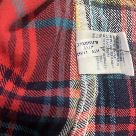 AMERICAN EAGLE Plaid Flannel Shirt Favorite Fit Long Sleeve Womens L Red Blue - Picture 11 of 11
